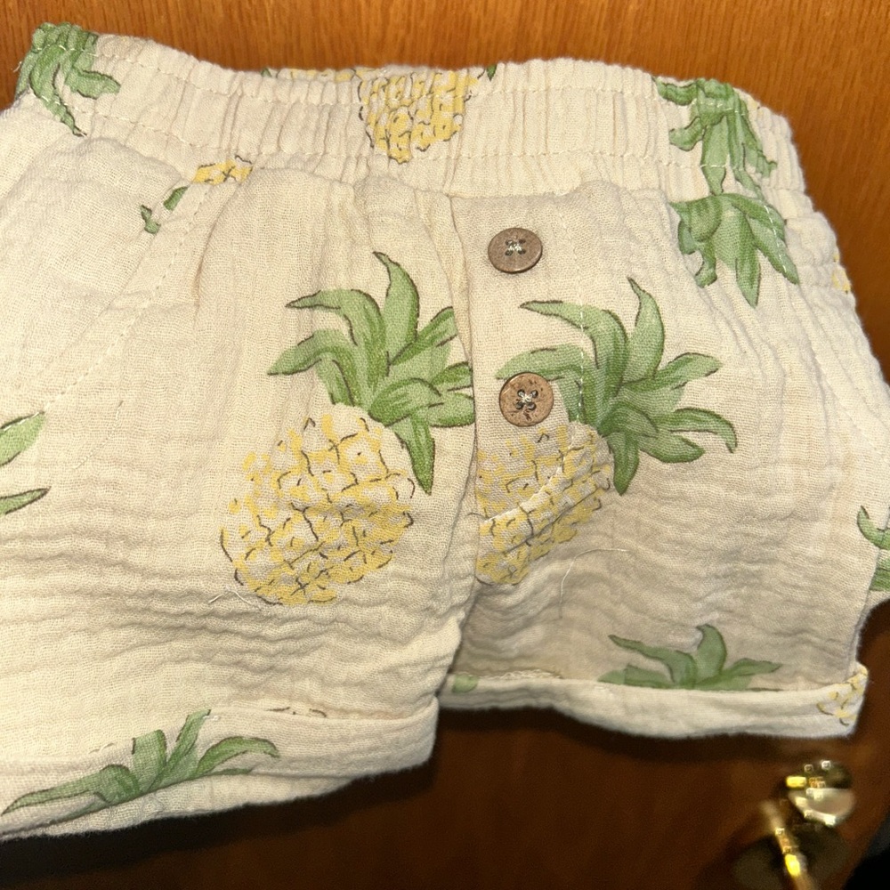 Organic Pineapple Print Shirt | Cream & Green | 0-3 Months - Picture 3 of 3